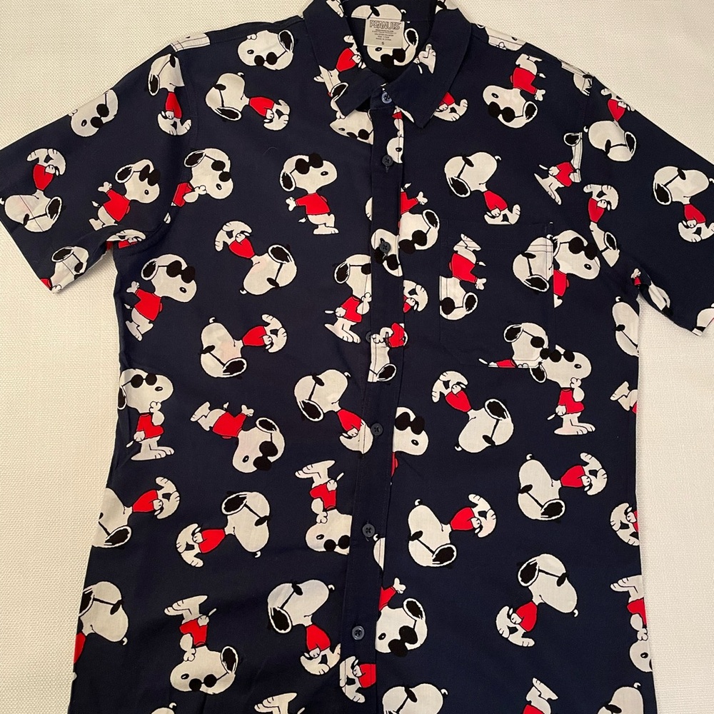 Peanuts Blue and Red Casual Button Down Shirt with Snoopy Print - Men’s - Picture 6 of 7